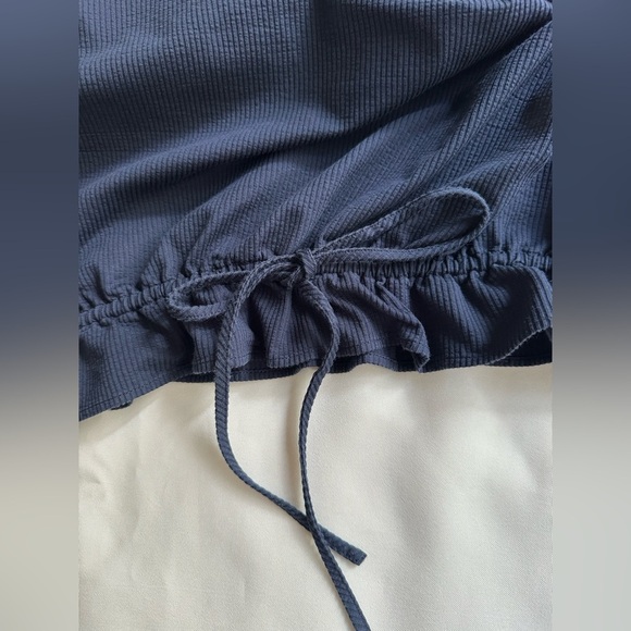 Theory Elegant Black Off-Shoulder Blouse - Picture 12 of 14